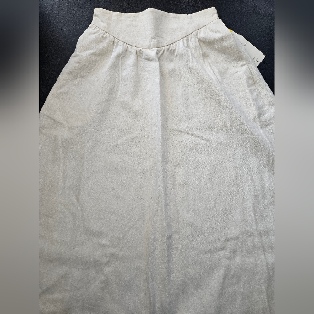 Vintage - NWT - Ellen Tracy White Linen Skirt - Size 6